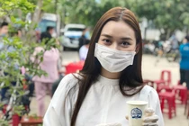 Á hậu Tường San trao hệ thống lọc nước 350 triệu cho dân miền Tây