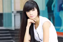 Bà trùm chân dài Hạ Vy chia tay Vũ Khắc Tiệp