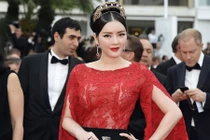 Lý Nhã Kỳ đẹp lộng lẫy trên thảm đỏ Cannes