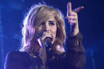 Demi Lovato: Sự nghiệp tàn lụi vì 8 năm vật vã cai nghiện 