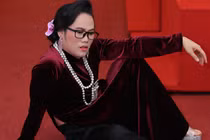 Vượng Râu giả gái xinh ngoạn mục nhưng kiểu ngồi quá bá đạo!