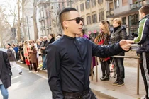 Vũ Khắc Tiệp chuộng mốt quần "đột biến gen" ít ai dám mặc