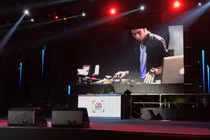  Slim V ghi điểm khi trình diễn tại Asia Song Festival 2016