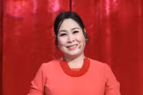 NSND Hồng Vân phát ngôn giữa dịch bệnh gây tranh cãi 