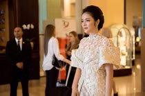 Lý Nhã Kỳ xin lỗi cha khi xuất hiện ở LHP Cannes