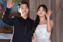 Bố Song Joong Ki sốc vì con trai ly hôn Song Hye Kyo