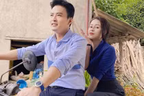 Lương Thu Trang khoe ảnh bên Hồng Đăng "Hướng dương ngược nắng"