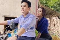 Lương Thu Trang khoe ảnh bên Hồng Đăng "Hướng dương ngược nắng"