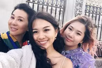 MC Kỳ Duyên cùng hai con gái đi xét nghiệm vì có dấu hiệu ho, sốt