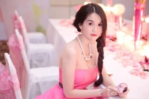 Ngọc Trinh lên tiếng về tin yêu tỷ phú Hoàng Kiều