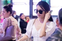 Nhã Phương một mình về Sài Gòn giữa lùm xùm của Trường Giang