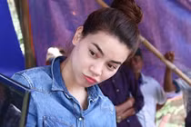 Hồ Ngọc Hà về quê hương Quảng Bình làm từ thiện