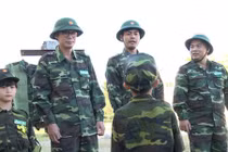 Hoàng Bách, Phan Anh cắn rứt lương tâm vì lừa gạt con