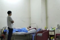 Thực hư tin vợ Nguyễn Hoàng ôm con bỏ đi khi chồng bệnh tật