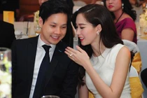 Hoa hậu Đặng Thu Thảo khóc, hôn bạn trai trong tiệc sinh nhật