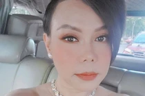 Việt Hương nổi đóa: "Thứ fan gì mà không có giáo dục"