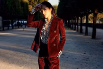 Kỳ Duyên xuất hiện sang chảnh tại Tuần lễ thời trang Paris