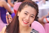 Mai Phương mất 100 ngày nhưng vẫn có tập đoàn...mời đi sự kiện