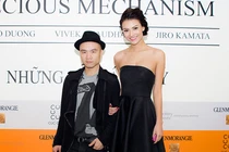 Đỗ Mạnh Cường diện cây hàng hiệu sánh đôi Hồng Quế