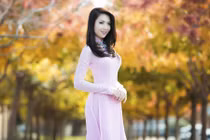 Hoa hậu Jennifer Chung đẹp ngọt ngào cùng sắc hồng 