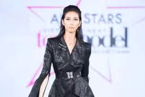 Thí sinh Next Top Model từng muốn bỏ nghề sau tai nạn dập phổi