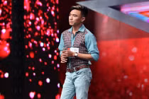 Hoài Linh loại thẳng cánh thí sinh bắt chước Mr.Đàm