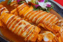 Top đặc sản tươi ngon, hút du khách tại hòn đảo Quảng Ninh