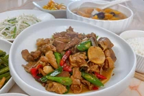 Loại thịt bổ âm, dưỡng ẩm, xua tan vận rủi, rang gừng cực ngon