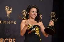 Emmy 2017: Phái nữ lên ngôi, “The Voice” giành quán quân TV Show