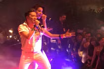 Đàm Vĩnh Hưng cùng Hồ Ngọc Hà quậy tưng ở Australia