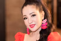 Danh hài Thúy Nga bị trộm 4.000 USD đúng dịp Valentine