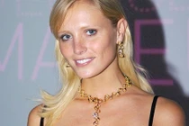 Siêu mẫu Hà Lan gặp tai nạn nghiêm trọng