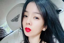 Lệ Quyên đáp trả khi bị chê "trẻ hóa" để xứng với bạn trai