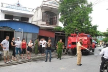 Tin mới nhất về người đàn ông khóa cửa đốt nhà vì ghen tuông