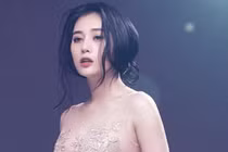 Mỹ nhân “Ngược chiều nước mắt” quyến rũ chết người 