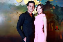 Quách Ngọc Ngoan ôm eo Triệu Thị Hà ở sự kiện