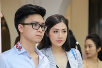 Tú Anh lần đầu xuất hiện bên chồng sắp cưới 