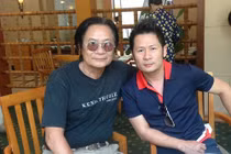 Bằng Kiều làm khán giả trong đêm nhạc Dương Thụ