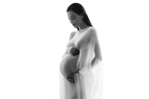Gần đến ngày sinh, Hồ Ngọc Hà công bố ảnh bầu nét căng