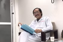 Nghệ sĩ Giang còi xác nhận ung thư họng, đã di căn