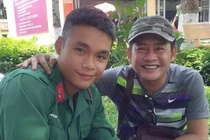 Con trai danh hài Tấn Beo tham gia “tuyến đầu” chống dịch COVID-19