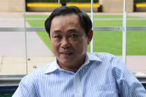 Ông Dũng "lò vôi" nổi đóa vì bị nghi buôn lậu gỗ