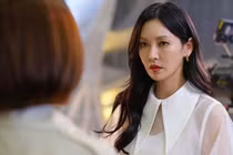 Anh trai mất chưa mãn tang, chị dâu đưa thiệp cưới, tôi uất nghẹn