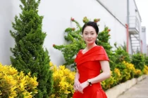 Quách Thu Phương "Hương vị tình thân" ăn mặc chuẩn hoa hậu quý bà