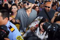 Những pha “phát cuồng” khó đỡ của fan Việt