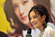 Diễn viên Triệu Vy lọt top tỷ phú giàu nhất thế giới