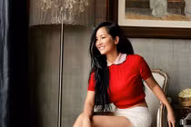 Hồng Nhung đăng ký tiêm thử vaccine Nanocovax