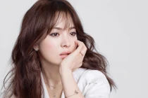 Rộ tin Song Hye Kyo 2 lần bị bắt quả tang ngoại tình