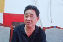 NSƯT Quốc Khánh về hưu, được đồng nghiệp chúc lấy vợ