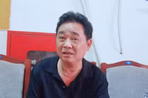 NSƯT Quốc Khánh về hưu, được đồng nghiệp chúc lấy vợ